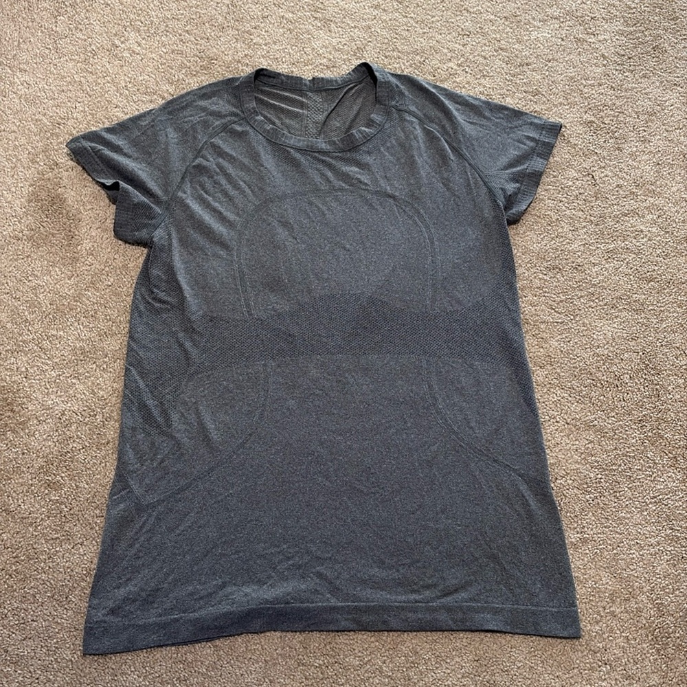 Lululemon Swiftly Tech short sleeve shirt, hip length, size 12